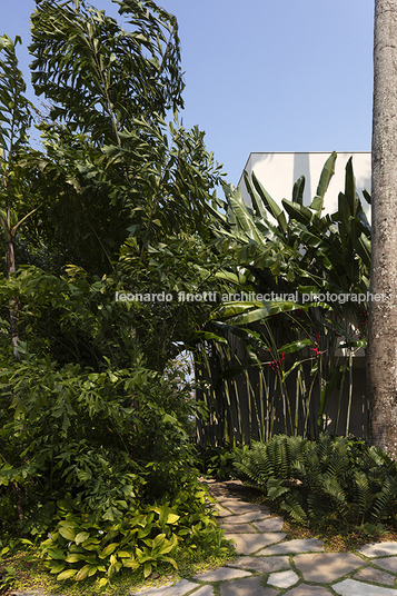 casa ab isay weinfeld