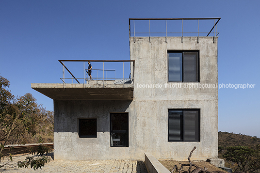 casa no cerrado vazio s/a