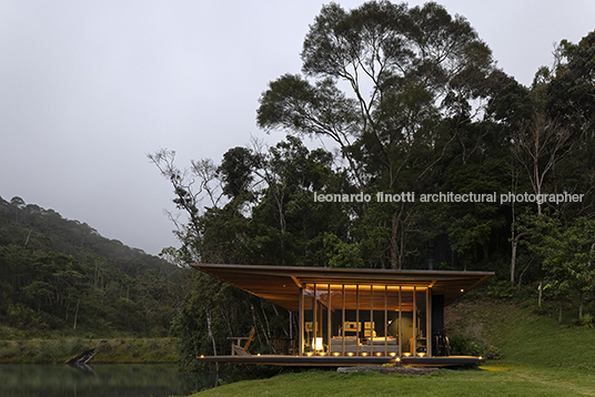 refugio bangalô jacobsen arquitetura