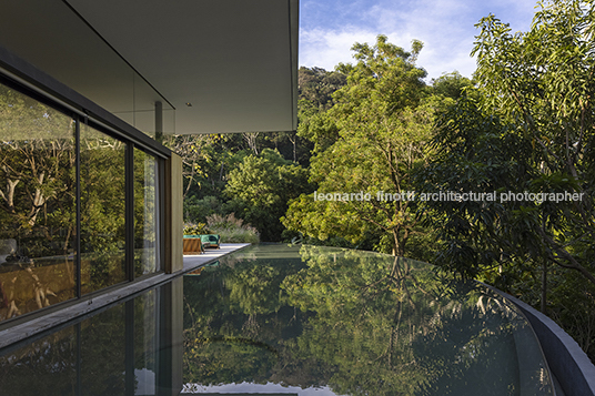 casa asa bernardes arquitetura