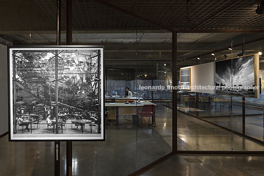 leonardo finotti: laboratorio arquitetura e cidade - mube michelle jean de castro