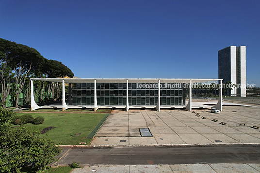 stf oscar niemeyer