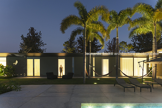 casa mdg - quinta da baroneza gálvez & márton arquitetura