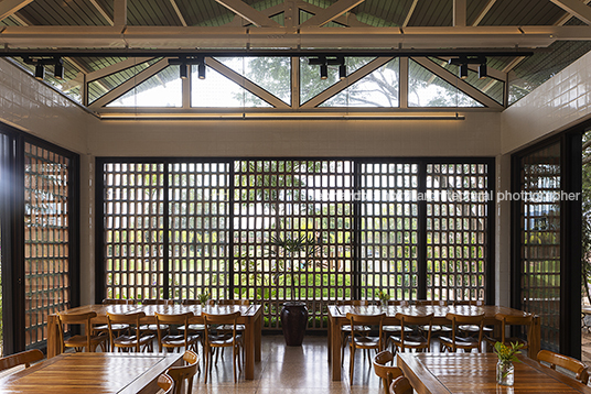 cozinha+loja comunitária mach arquitetos