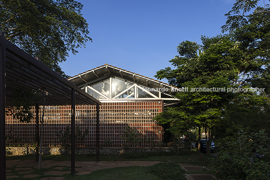 cozinha+loja comunitária mach arquitetos