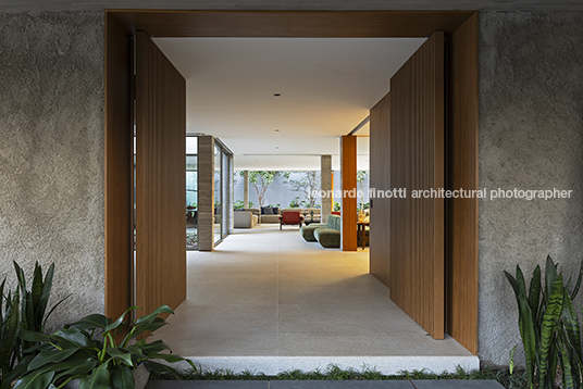 casa no morumbi luiz paulo andrade arquitetos