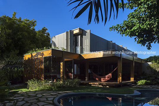 casa busca vida play arquitetura
