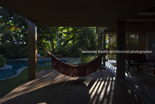 casa busca vida play arquitetura
