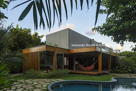 casa busca vida play arquitetura