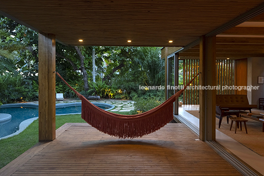 casa busca vida play arquitetura