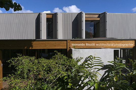 casa busca vida play arquitetura